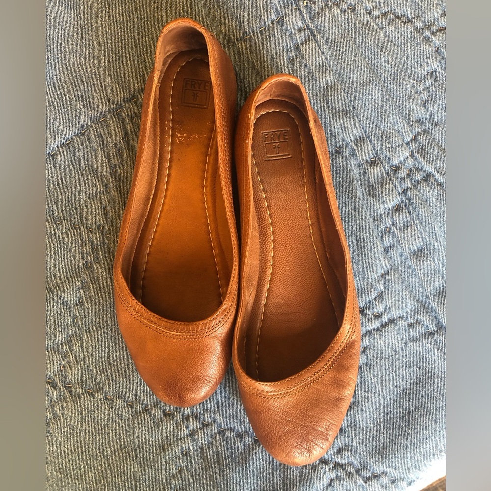 *50% OFF ENTIRE CLOSET* Frye Carson Ballet Leather Flats